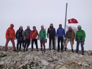 Uludağ’ın Zirvesine Nefes Kesen Tırmanış
