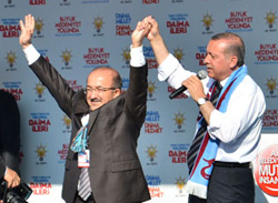 Gümrükçüoğlu: Trabzon Stadı'nın ismi Recep Tayyip Erdoğan olmayacak