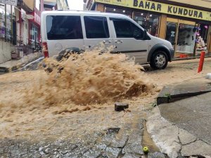 Gümüşhane’de Kuvvetli Sağanak Etkili Oldu