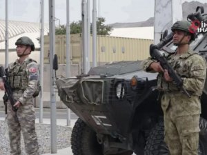 Afganistan’daki Türk Askeri Bayrama Görev Başında Girdi