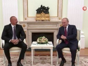 Azerbaycan Cumhurbaşkanı Aliyev, Rusya Devlet Başkanı Putin Bir Araya Geldi
