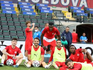 Sivasspor Petrocub Maçına Hazır