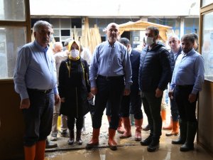 İ̇çişleri Bakanı Süleyman Soylu Selden Etkilenen Artvin’in Murgul İlçesinde İncelemelerde Bulundu