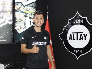 Ceyhun Gülselam Altay’da