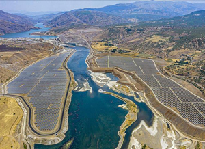 Cengiz Holding, Türkiye'nin ilk hibrit enerji santralini kurdu