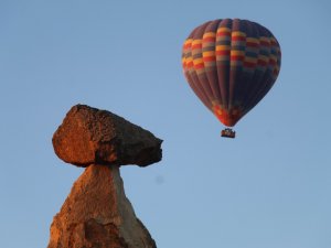 Kapadokya’da Balon Turları İptal Edildi