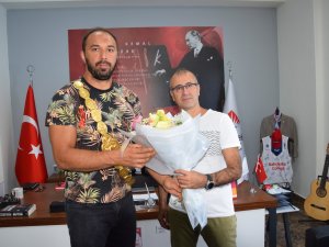 Ali Gürbüz: "Altın Kemerin Ebedi Sahibi Olmak İstiyorum"