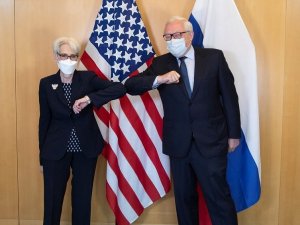 Rusya Ve Abd Heyetleri Cenevre’de Bir Araya Geldi