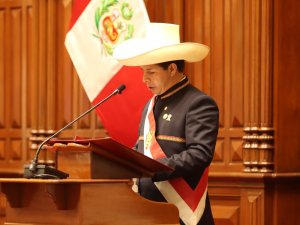 Peru’da Pedro Castillo Devlet Başkanı Olarak Yemin Etti