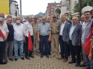 Arhavi’deki 1 Haftalık Sel Görevi Sona Eren Komandolar Birliklerine Uğurlandı