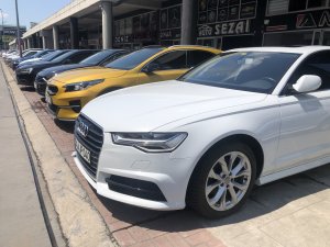İ̇kinci El Otomobil Pazarları Sessizliğe Büründü