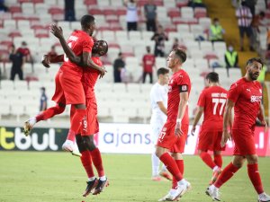 Uefa Avrupa Konferans Ligi: Sivasspor: 1 - Petrocub Hincesti: 0 (Maç Sonucu)
