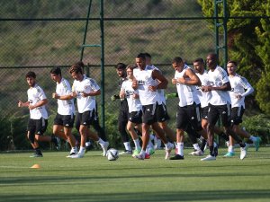 Beşiktaş Yeni Sezon Hazırlıklarını Sürdürüyor