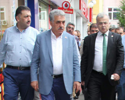 Hayati Yazıcı Rize’de