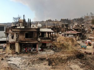 Yangında Yok Olan Kalemler Mahallesi, Havadan Görüntülendi