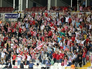 Sivasspor Taraftarı, Dinamo Batumi Deplasmanına Gidemeyecek!