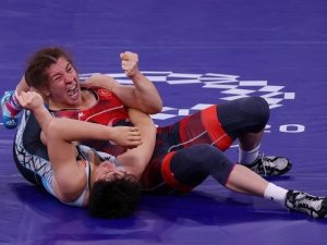 Milli Sporcu Yasemin Adar, Tokyo’da Tarih Yazdı