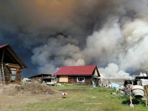 Sibirya’daki Orman Yangınları Yerleşim Alanlarına Sıçradı
