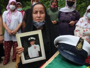 Çalıştığı Yük Gemisinde Geçirdiği Kaza Sonucu Ölen 3. Kaptan Memleketinde Son Yolculuğuna Uğurlandı