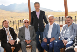 Yazıcı Ovit'te Partililerle Biraraya Geldi