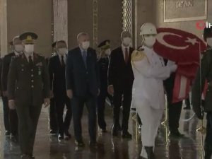 Yaş Üyeleri Anıtkabir’de