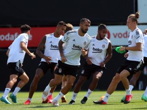 Beşiktaş Yeni Sezon Hazırlıklarını Sürdürdü
