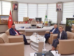 Tff Başkanı Özdemir’den Beyoğlu’na Ziyaret