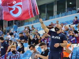 Uefa Konferans Lig: Trabzonspor: 1 - Molde Fk: 1 (İ̇lk Yarı)