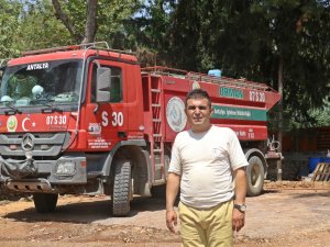 Alevler Arasında Kalıp Arazözünü Terk Etmeyen Operatör: “85 Milyonun Hakkı Var”