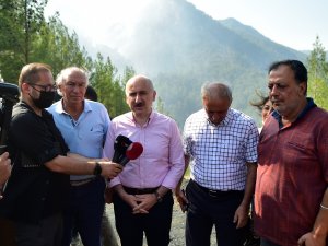 Ulaştırma Bakanı Karaismailoğlu: “En Kısa Sürede Afetin İzlerini Ortadan Kaldıracağız”