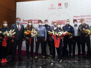 Olimpiyat Kafilesi, Yurda Döndü