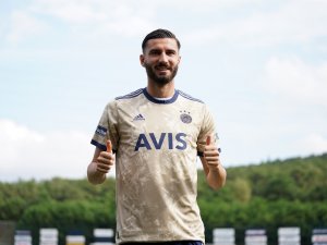 Kemal Ademi, Khimki’ye Transfer Oldu