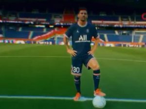 Lionel Messi, Resmen Psg’de