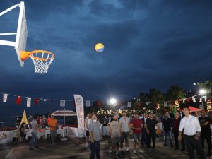Akçaabat’ta 3x3 Sokak Basketbol Turnuvası Başladı