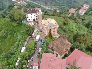 Enkaz Altında Kalan İşçilerin Kimlikleri Belli Oldu