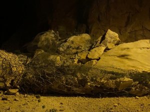 Karabük-yenice Karayolunda Heyelan, Ulaşım Çift Taraflı Kapandı