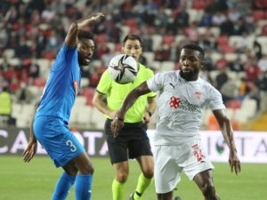 Avrupa Konferans Ligi: Sivasspor: 0 - Dinamo Batumi: 0 (İ̇lk Yarı)