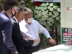 Süleyman Seba Kabri Başında Anıldı