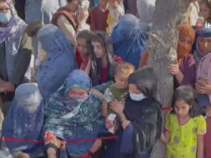 Taliban Saldırıyor, Halk Kabil’e Kaçıyor