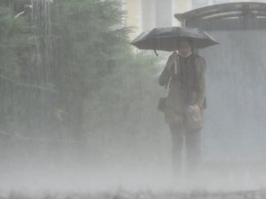 Meteorolojiden Kuvvetli Yağış Uyarısı