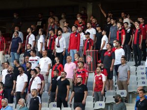 Karagümrük Taraftarı 13 Bin 609 Gün Sonra Takımını Süper Lig’de İzledi!