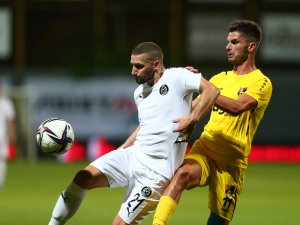 Tff 1. Lig: İ̇stanbulspor: 3 - Manisa Fk: 4