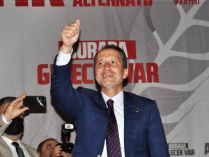 Fatih Erbakan: "Üreten Ve İhraç Eden Türkiye’yi Hayata Geçireceğiz"