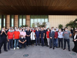 Dışişleri Bakanı Çavuşoğlu, Cezayir’de Türk Yatırımcıların Tesislerini Ziyaret Etti