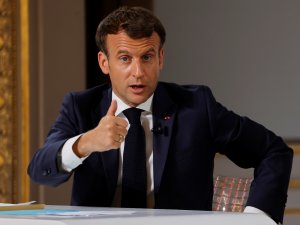 Macron: “Afganistan, Bir Zamanlar Olduğu Gibi Teröristlerin Cenneti Haline Gelmemeli”