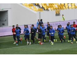 Trabzonspor, Metalısk Kharkıv Maçı Hazırlıklarını Tamamladı