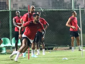 Alanyaspor, Altay Maçı Hazırlıklarını Tamamladı
