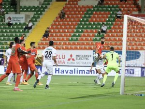 Süper Lig: Alanyaspor: 1 - Altay: 4 (Maç Sonucu)