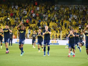 Süper Lig: Fenerbahçe: 0 - Antalyaspor: 0 (Maç Devam Ediyor)