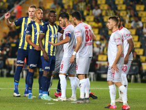 Süper Lig: Fenerbahçe: 2 - Fta Antalyaspor: 0 (Maç Sonucu)
